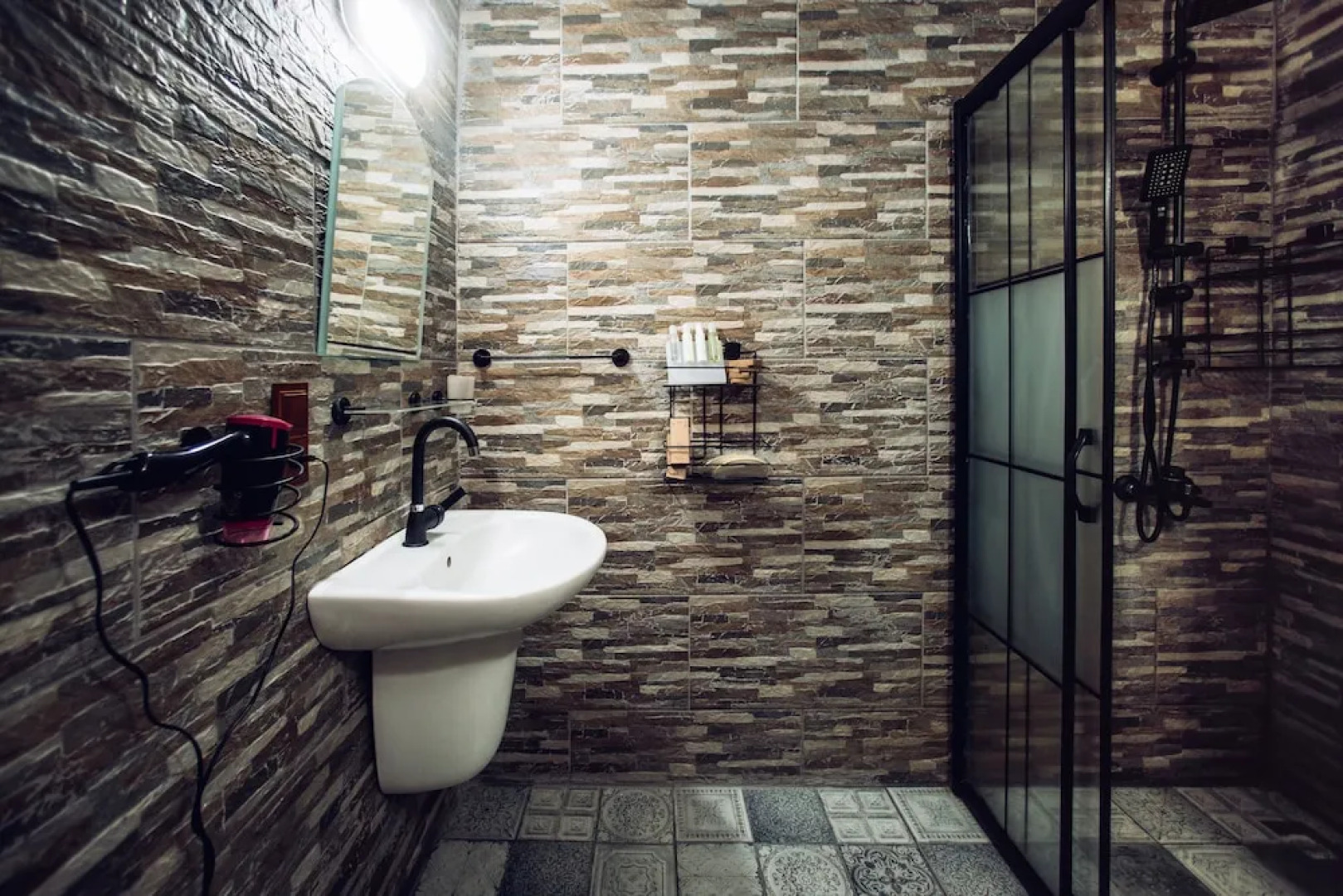 Azalea Terrace Cave Hotel