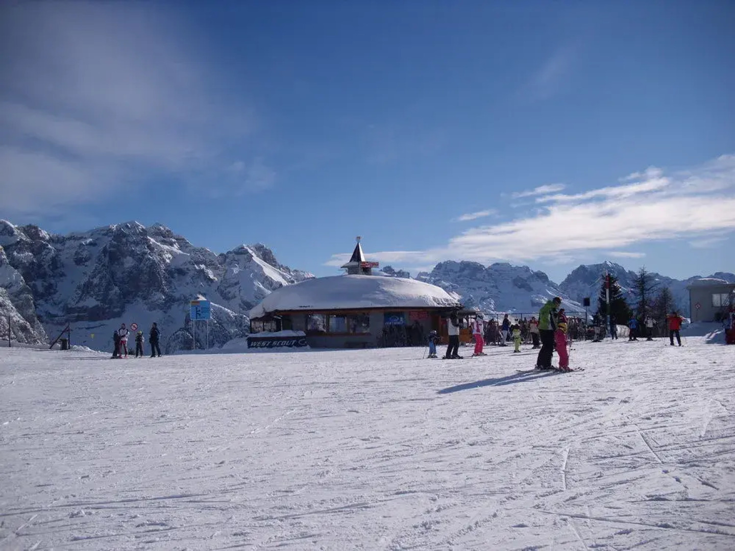 Marilleva 1400 Appartamenti Montana