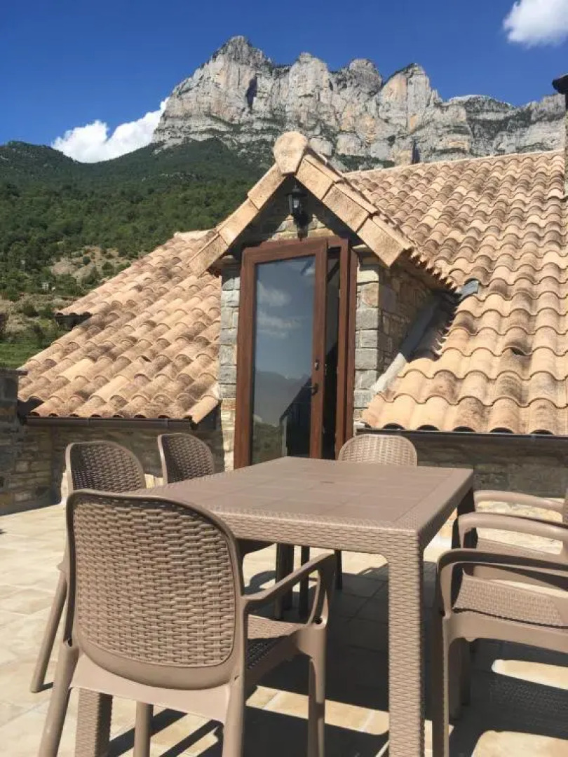 Apartamentos Bajo Peña