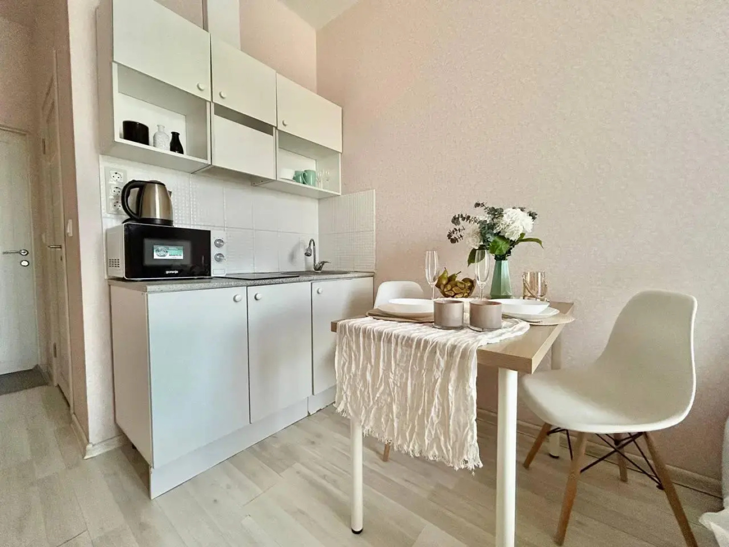 Студии на Кленовом