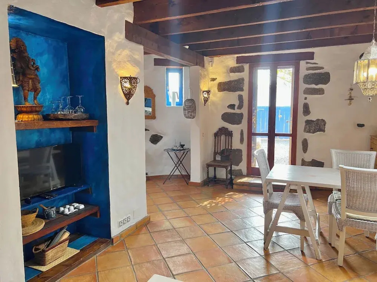 Finca/privategardens/doublebed/freep/tv/wifi