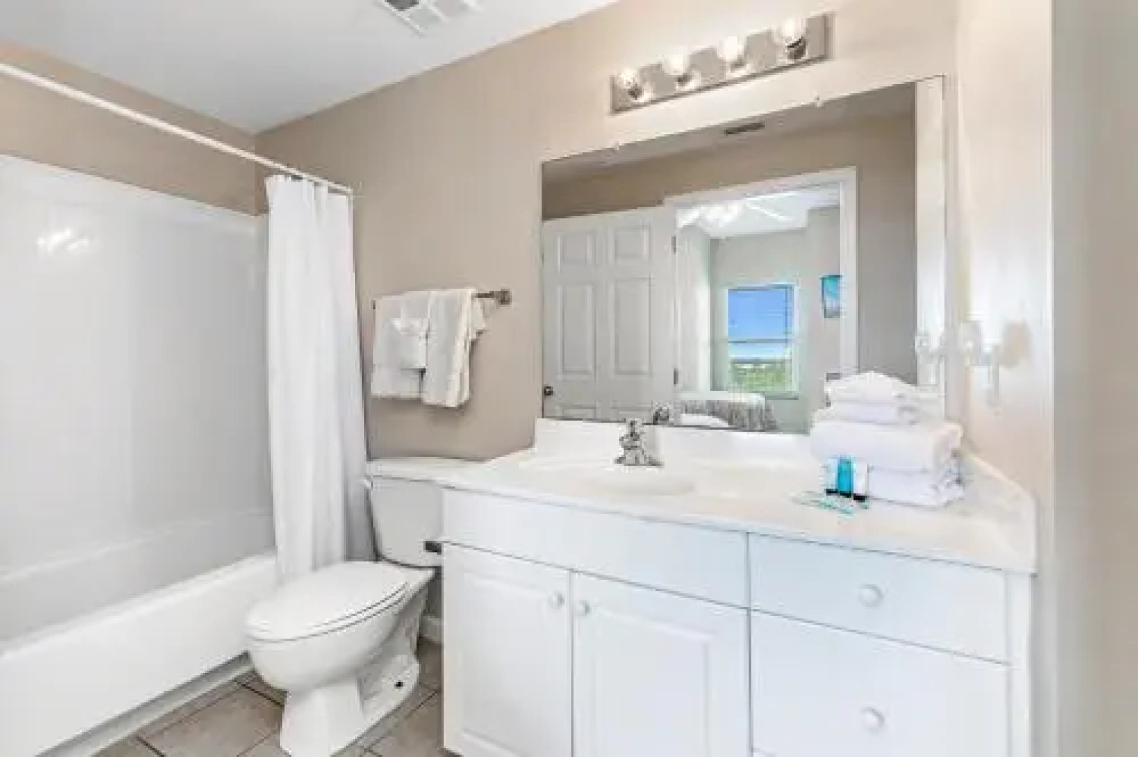 Windemere Beachfront Unit 1006