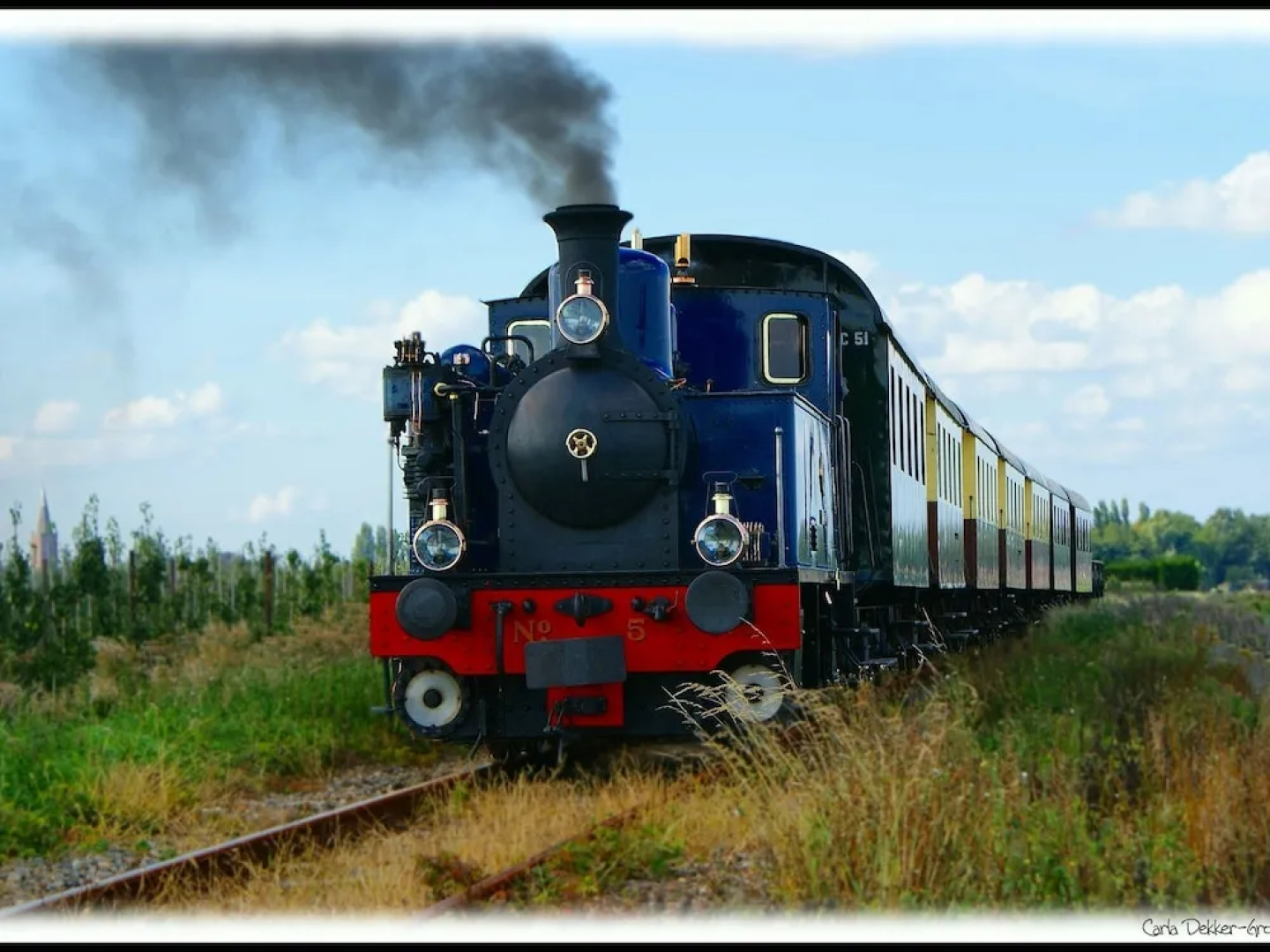 Tidy Bungalow With Dishwasher, Close to the Water