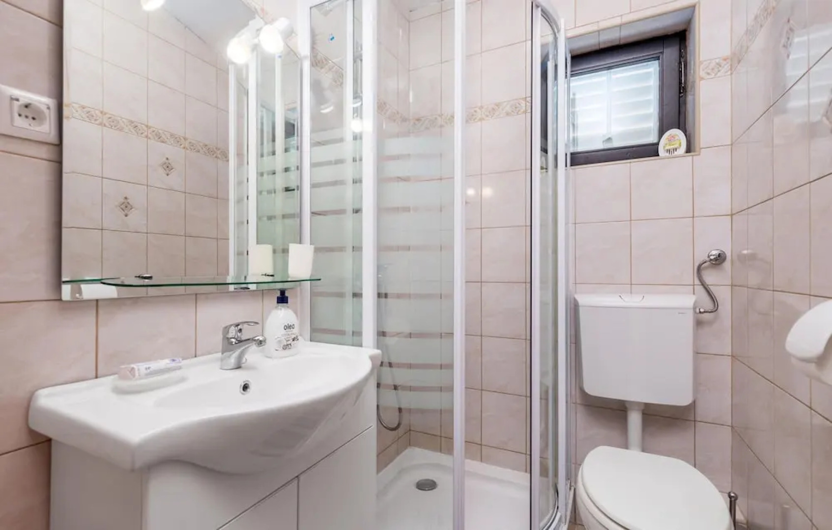 Awesome Home in Baric Draga With Wifi and 1 Bedrooms