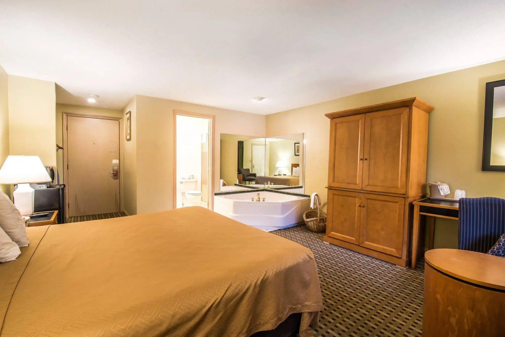 Quality Inn & Suites