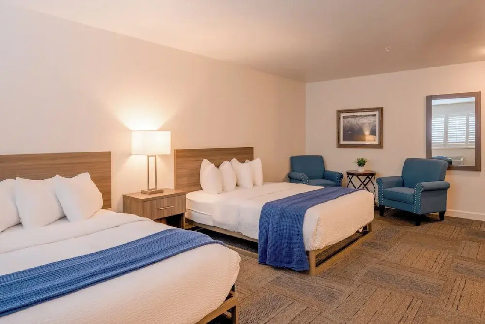 Inn At Moss Landing Point