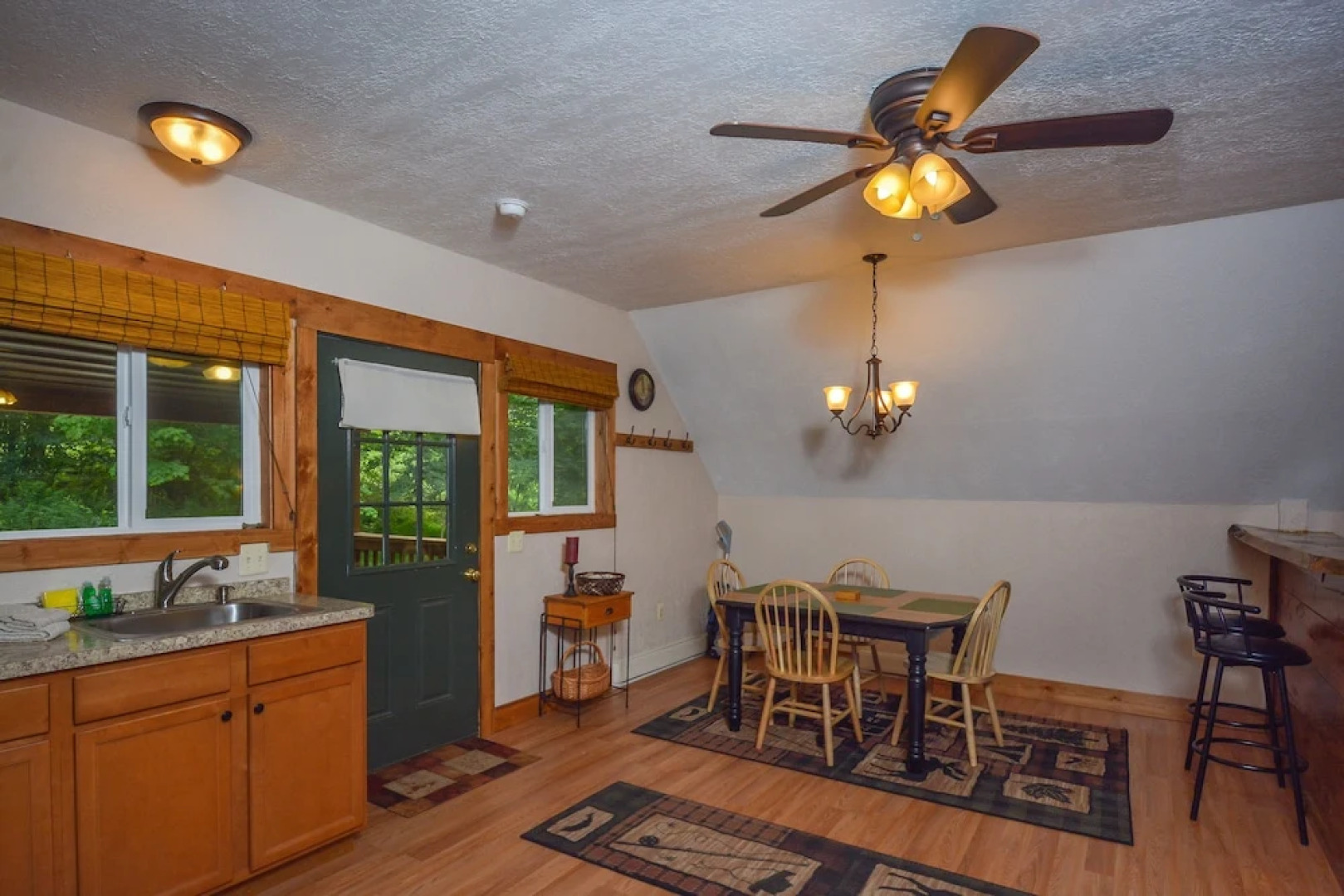 Cottage at Slope's Edge 1 Bedroom Apartment