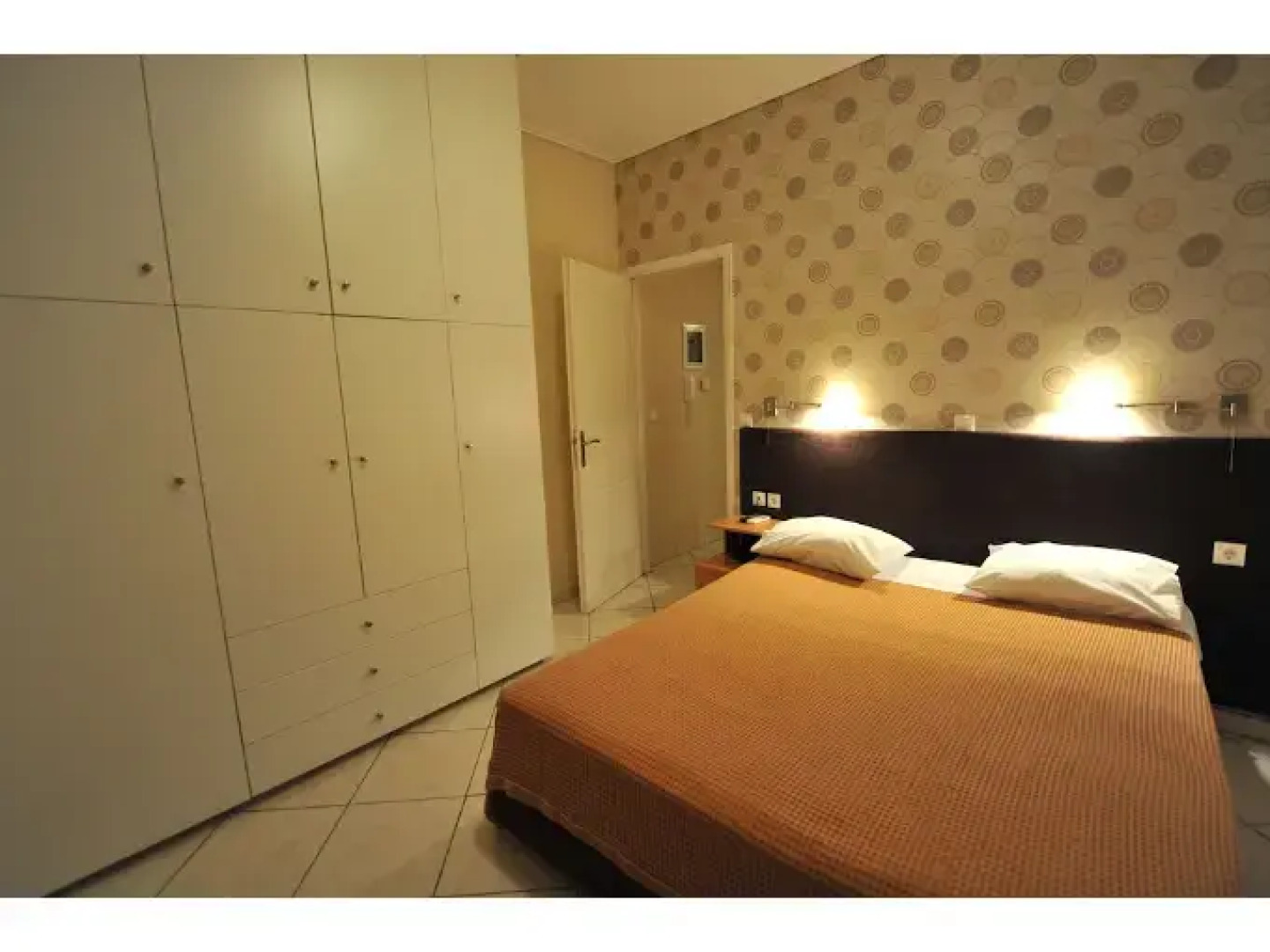 Ceragio Hotel & Apartments