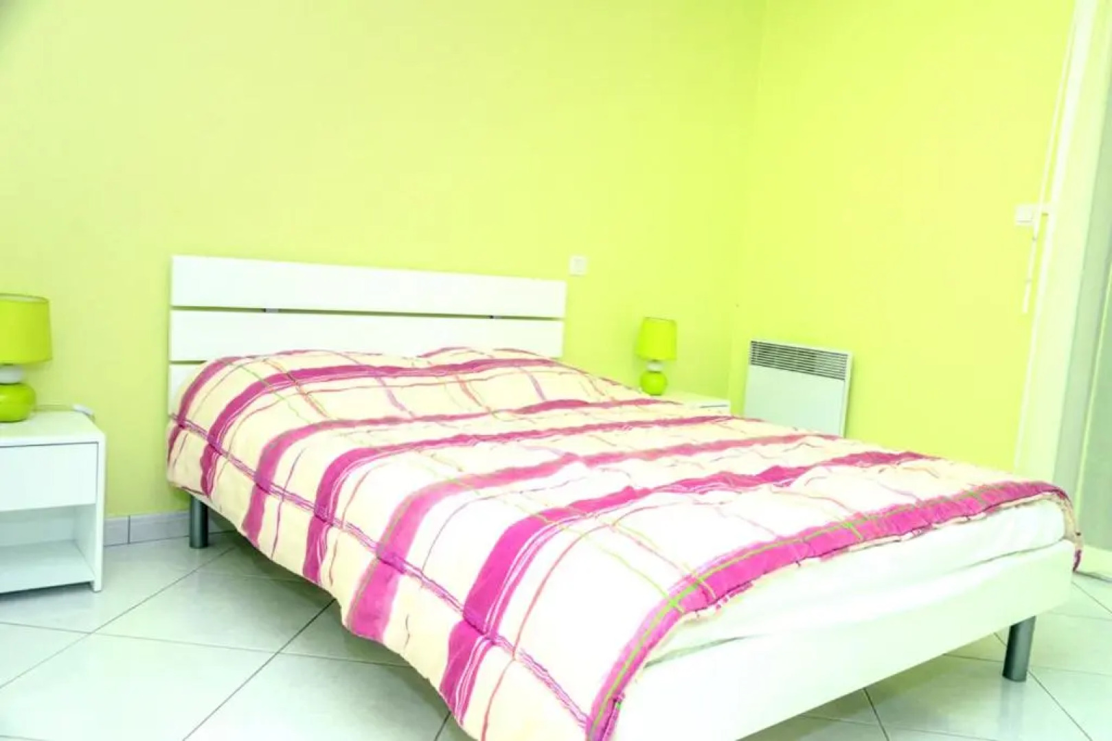 Maison de 4 chambres avec jardin clos et wifi a Courtils