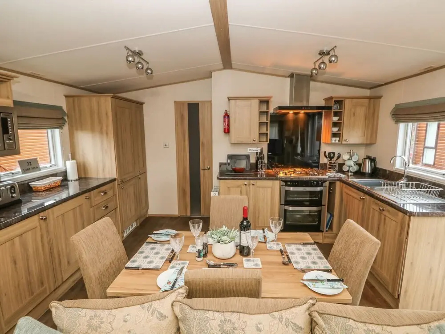 32 Lake View, Norwich