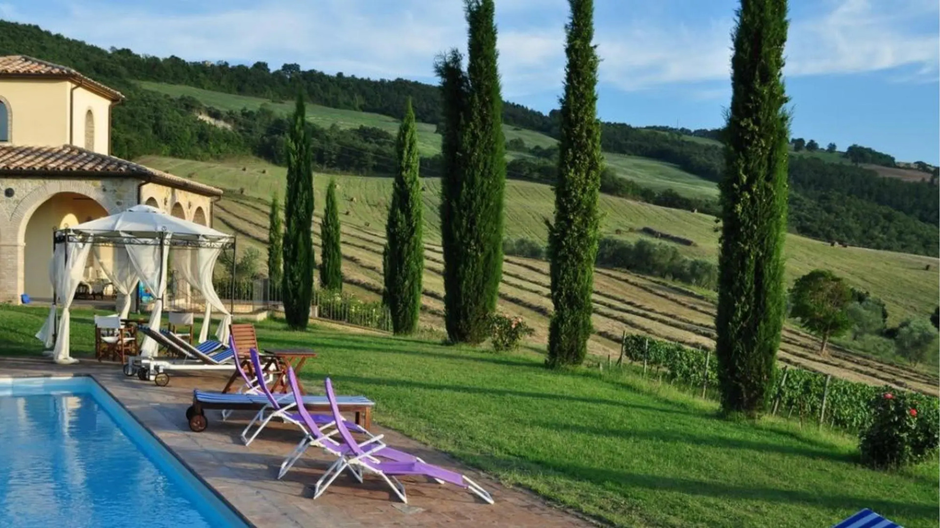 Independent Residence Sleeping 10 3 Divided Into Three Apartments Acquapendente-le Casaccine