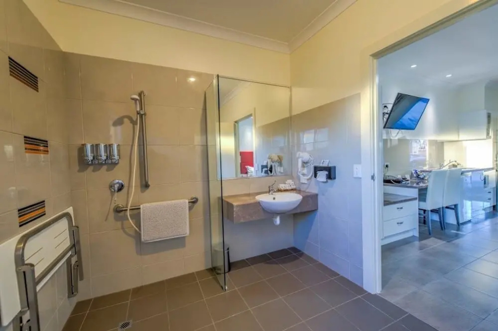 Swagsman Motel Miles