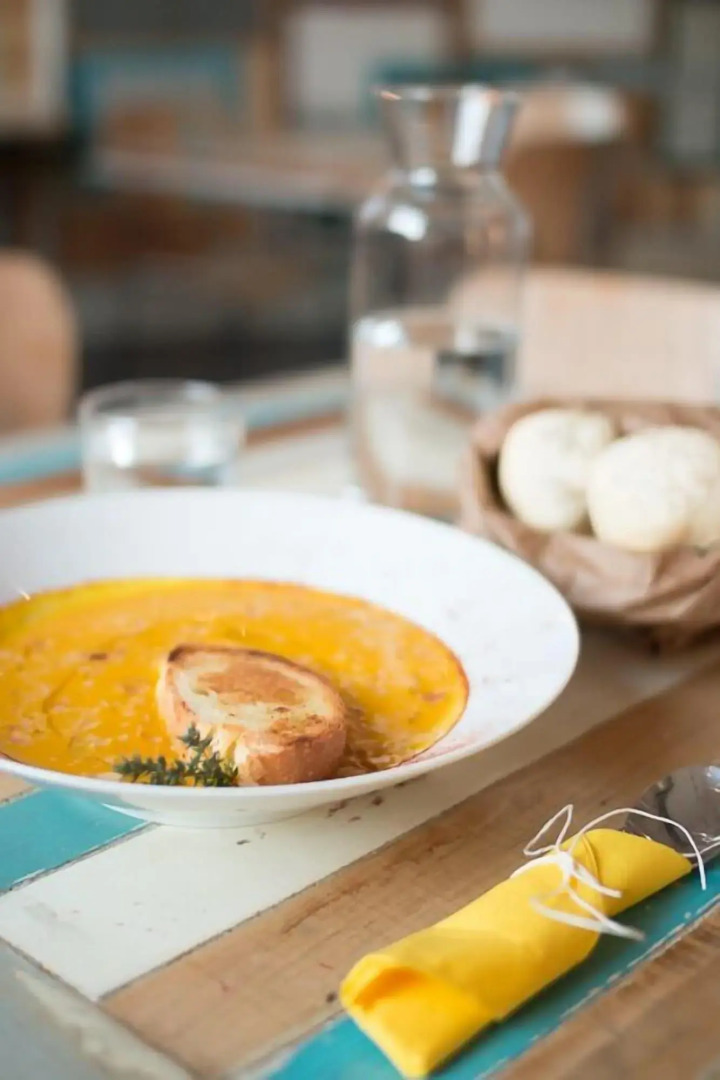 Madama Hostel & Bistrot