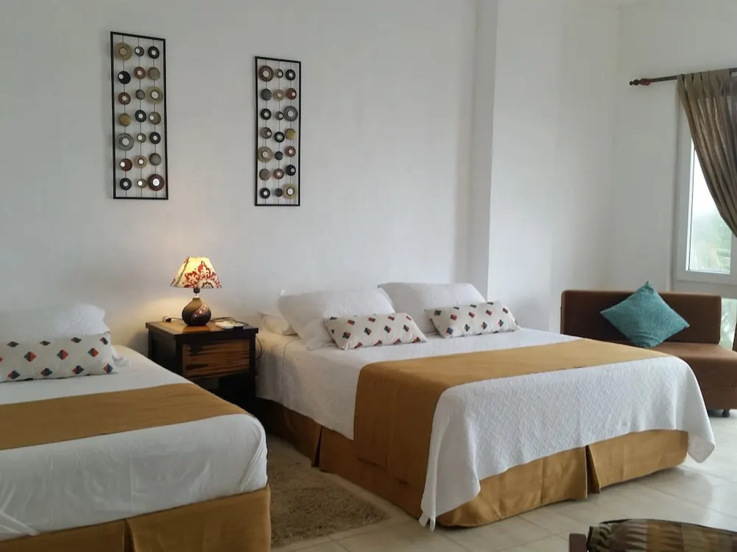 Sanctuary Puerto Cayo Lodge