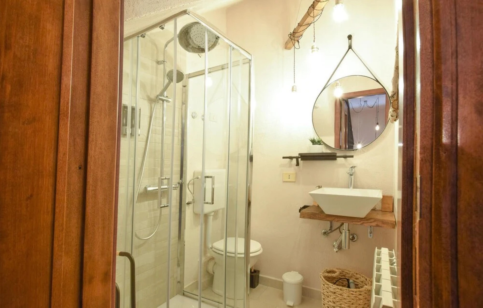 Nice Home in Altavilla Milicia With Jacuzzi, Wifi and 4 Bedrooms