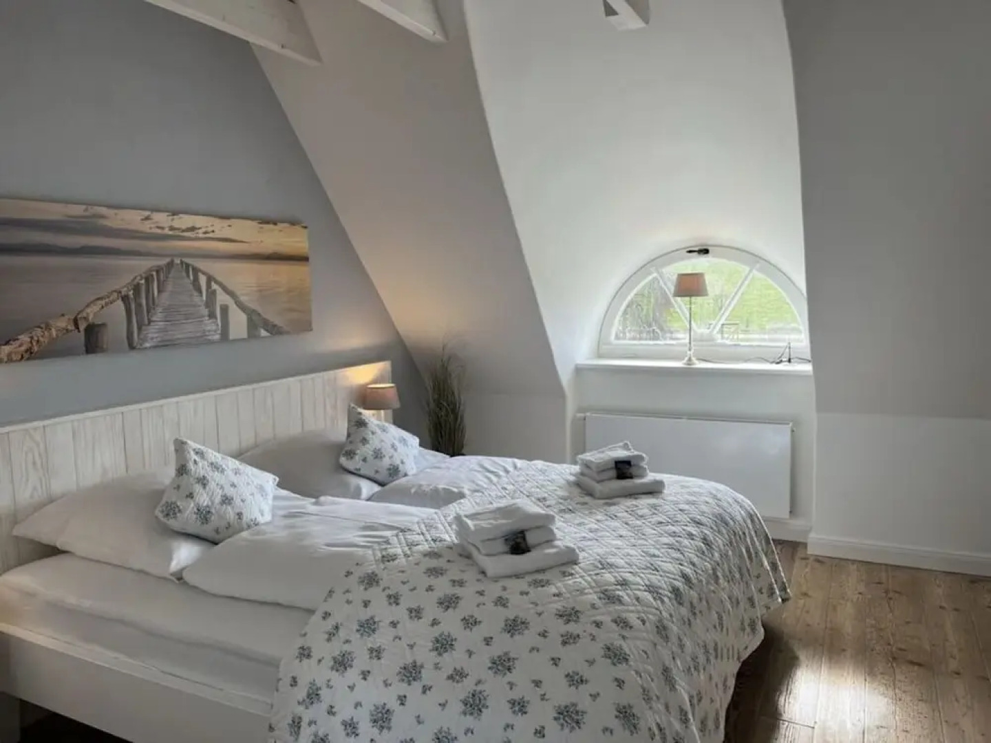 "luttdons" in the Haus am Deich