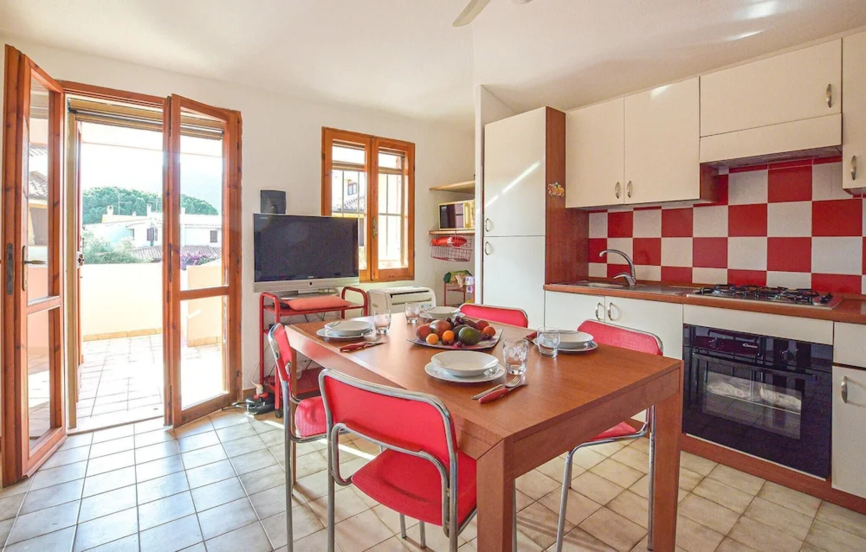 Awesome Apartment in Solanas With 2 Bedrooms