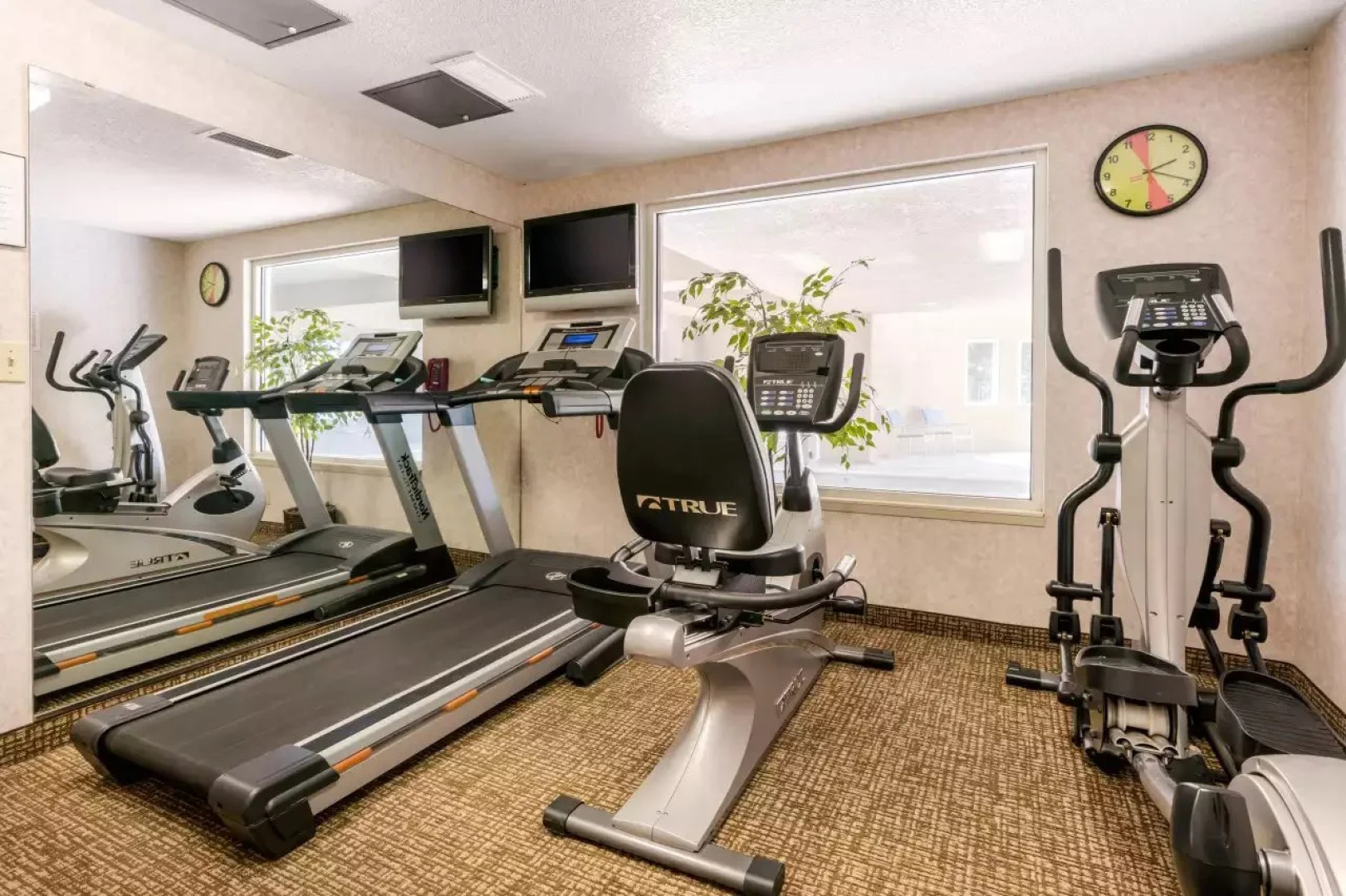 Comfort Inn Lathrop - Stockton Airport