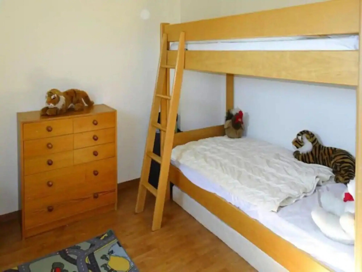 Holiday Home With Private Outdoor Pool, Gouesnac"h