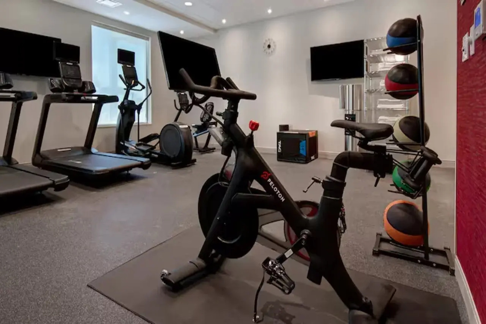 Home2 Suites by Hilton Garden Grove