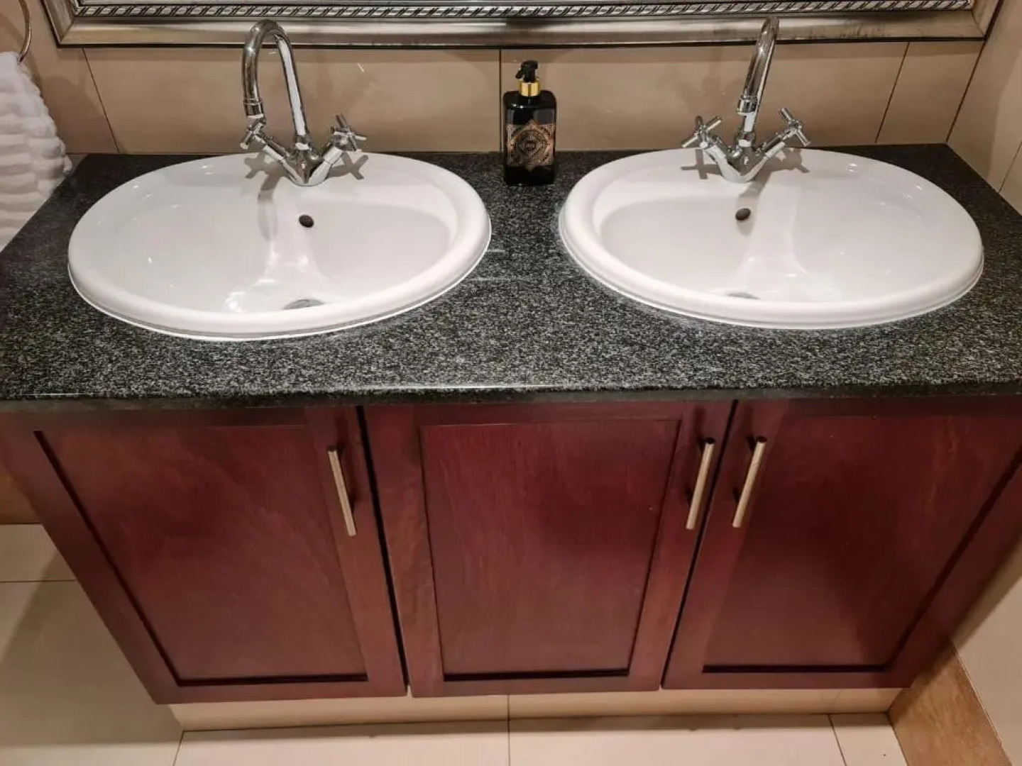 Accommodation Front - Loft Waterfront Penthouse with Ocean Views