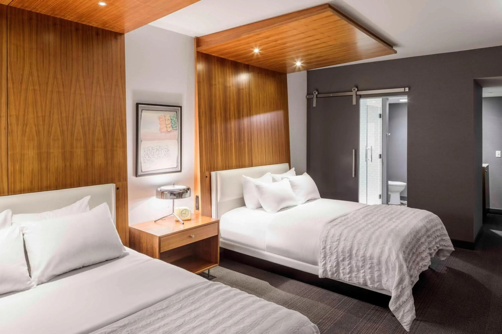 Le Méridien Columbus, The Joseph