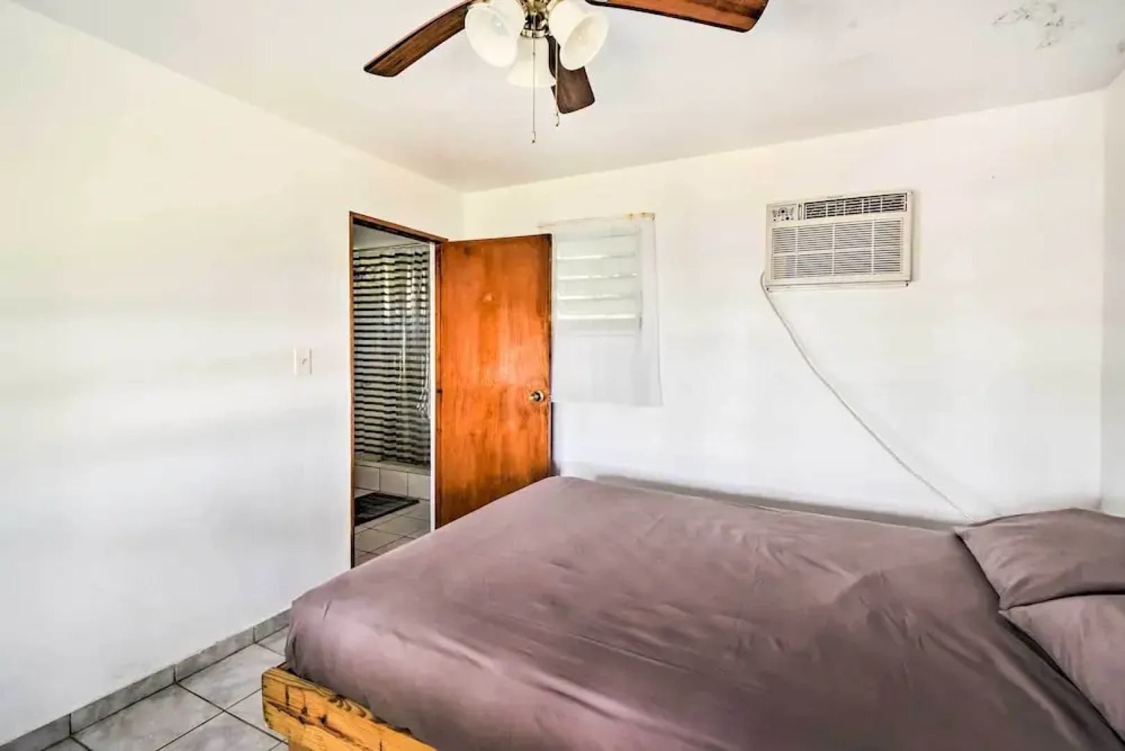 Tropical Oasis: Bay Views ~ 2 Mi to Playa Sardinas