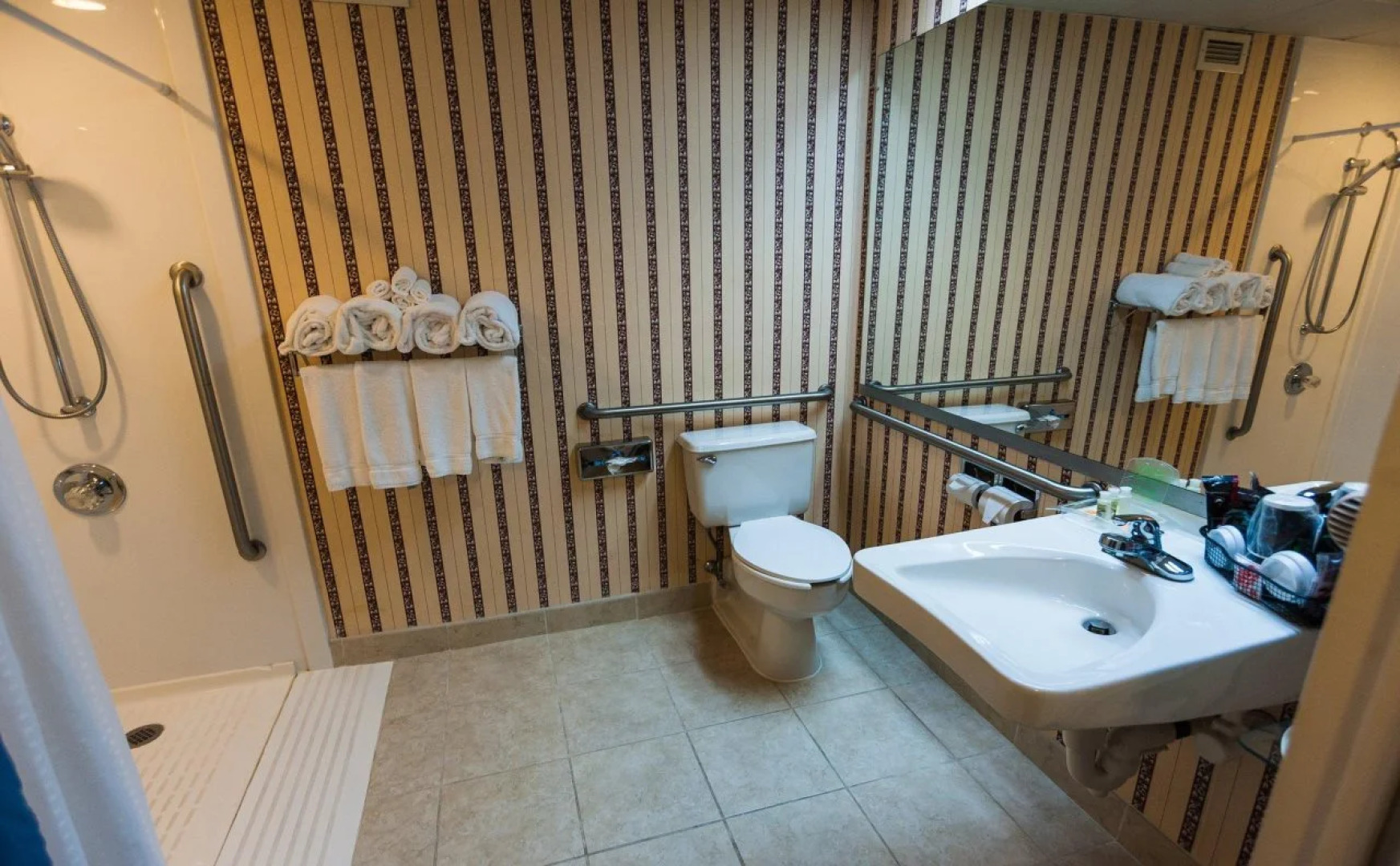 Holiday Inn Philadelphia South - Swedesboro by IHG