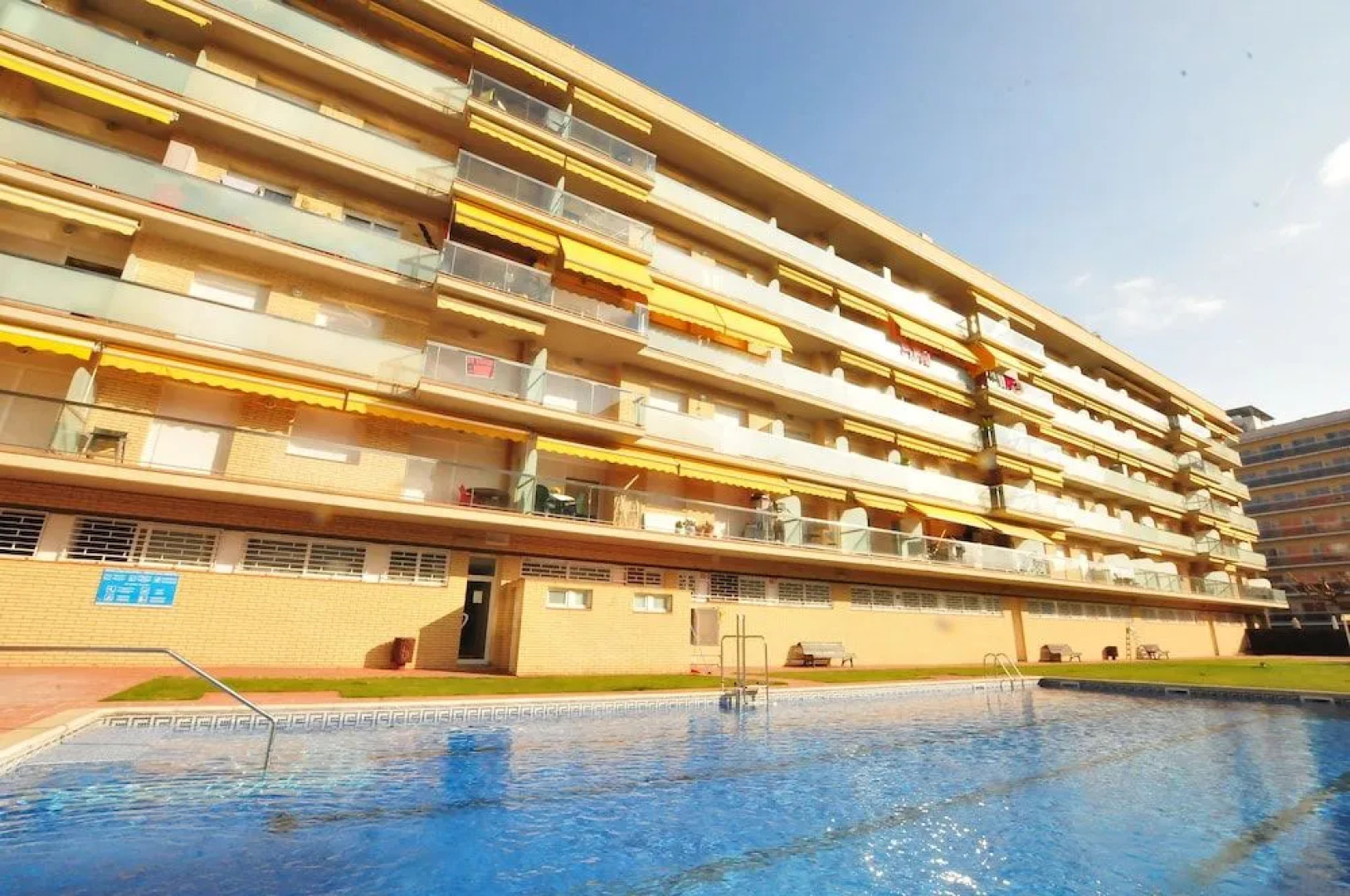 HomeHolidaysRentals Apartamento Light - Costa Barcelona