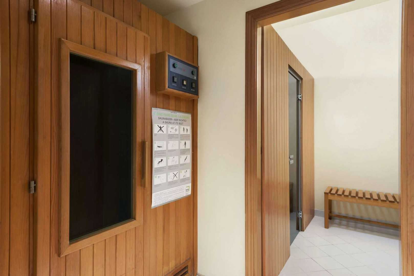 Howard Johnson by Wyndham Abu Dhabi