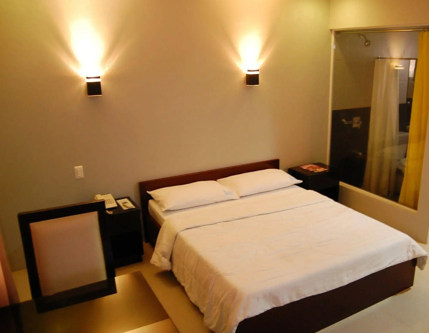 Rumi Apartelle Hotel
