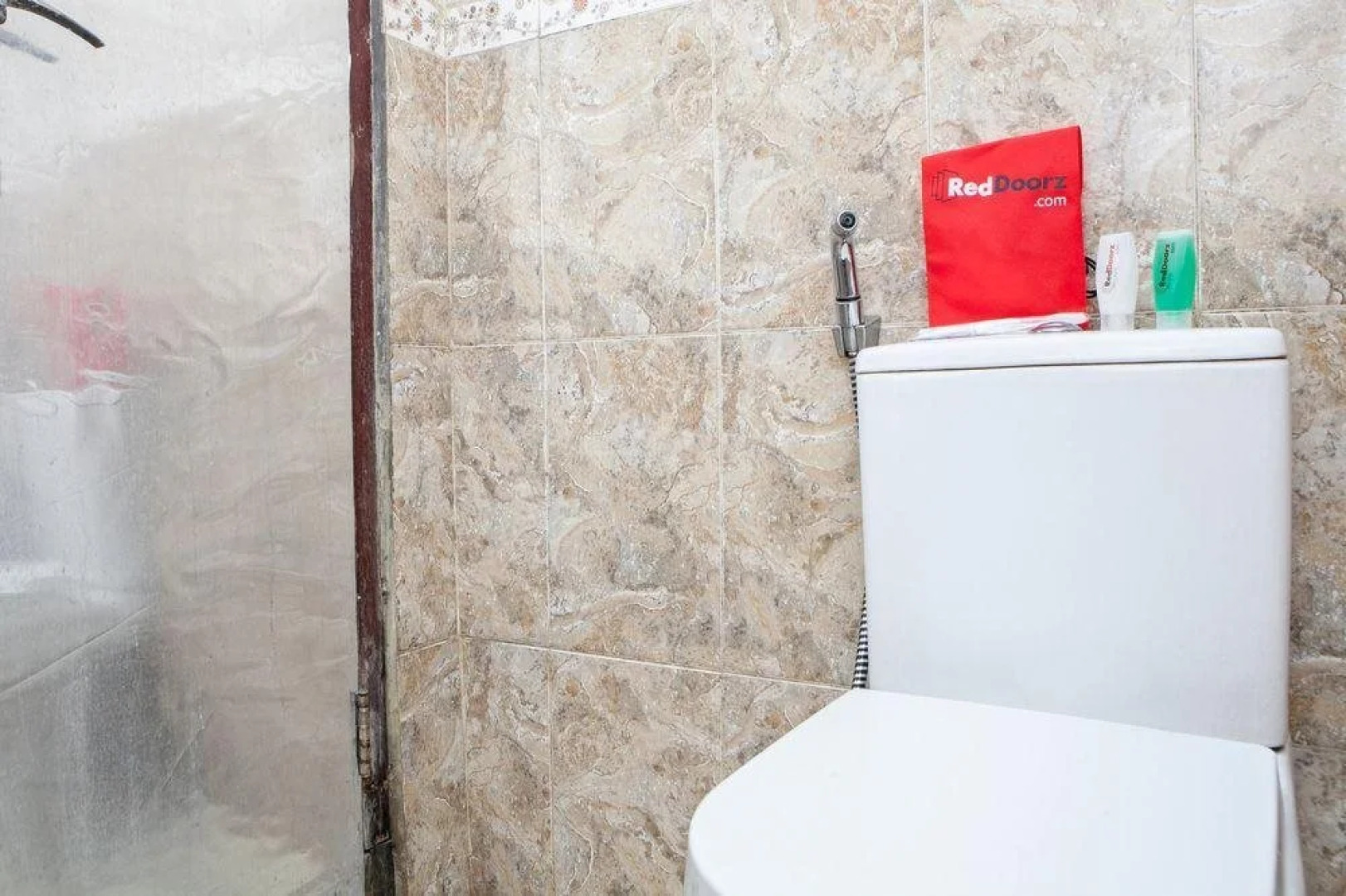 Hotel Salon Fora & Longhill Cafe Fora