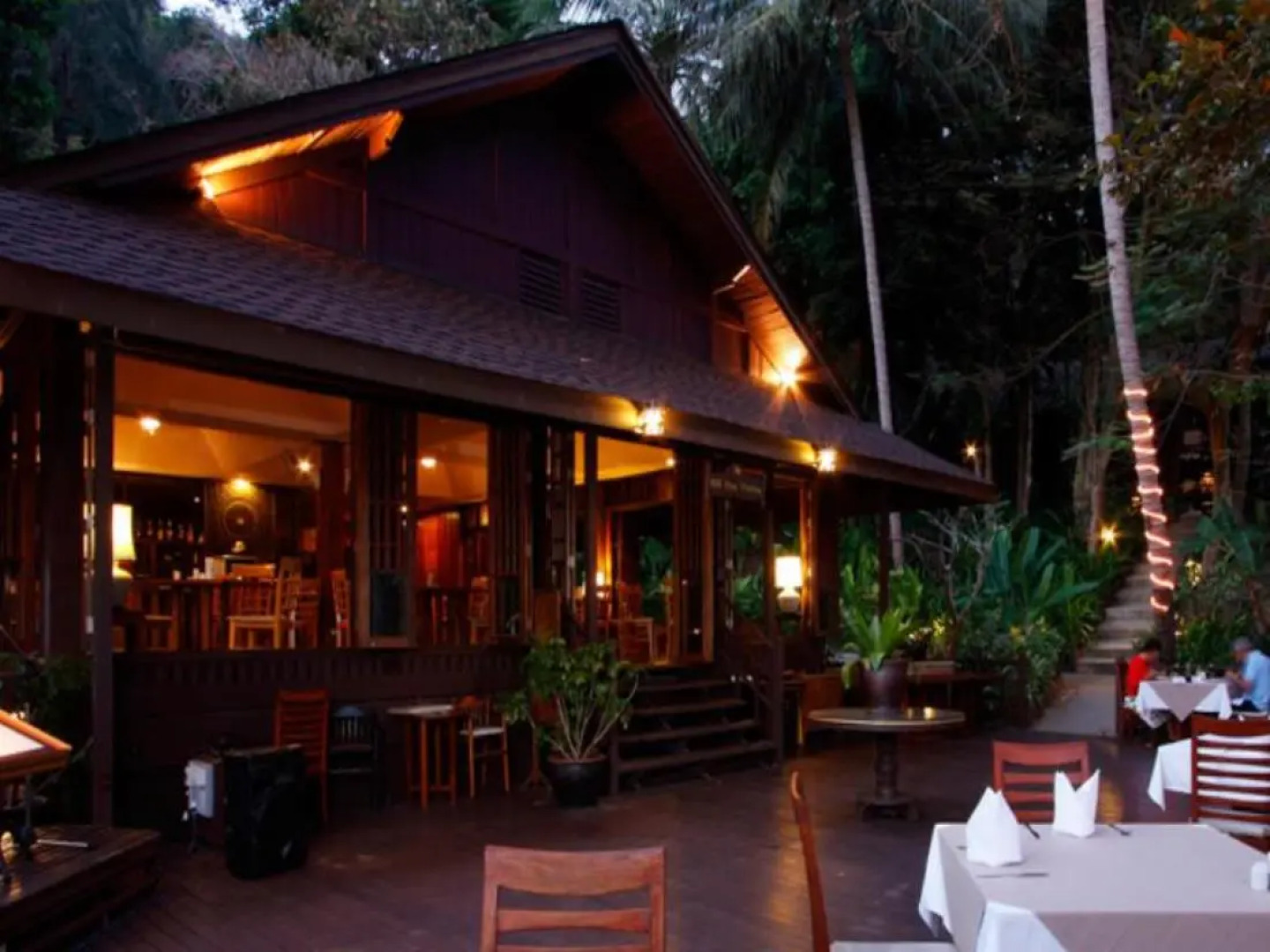 Baan Krating Phuket Resort