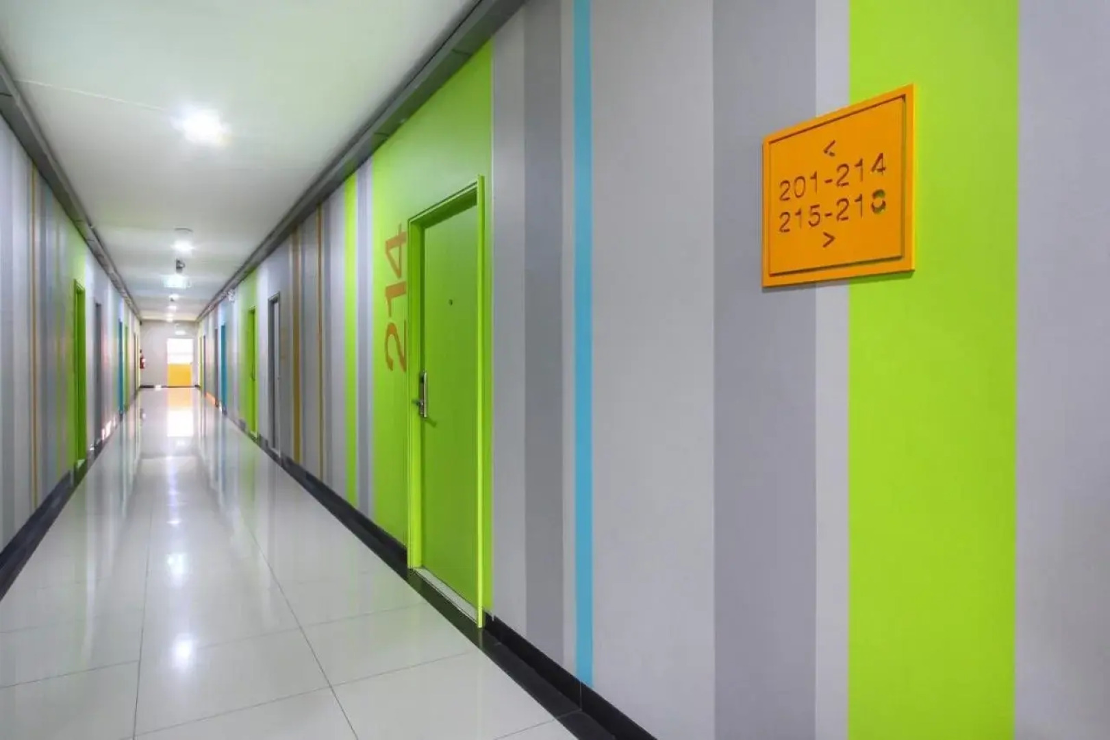 Fullroom 77 Srinakarin