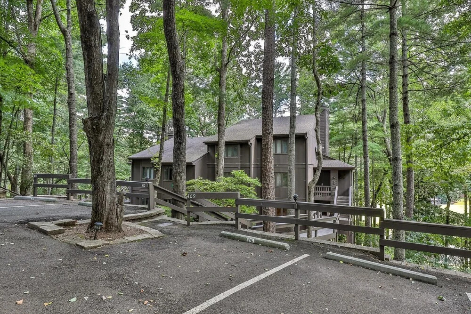 The Retreat at Lake Sconti