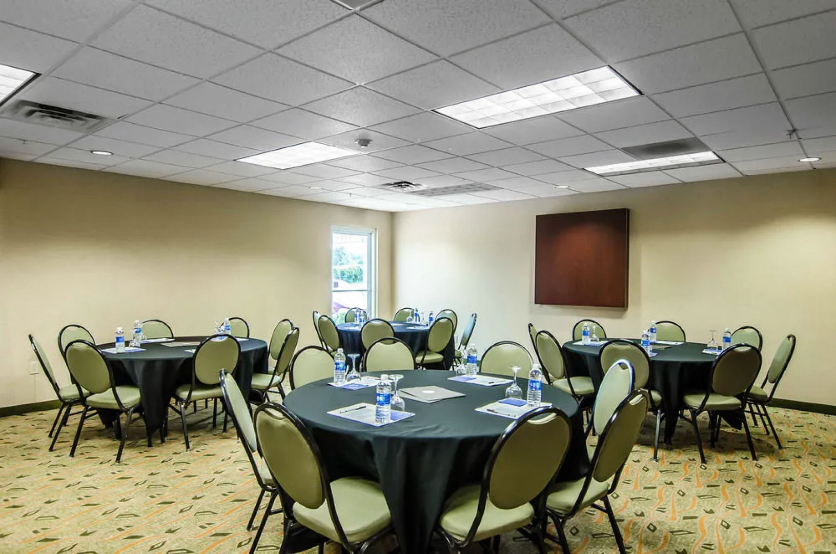 Sleep Inn & Suites Van Buren