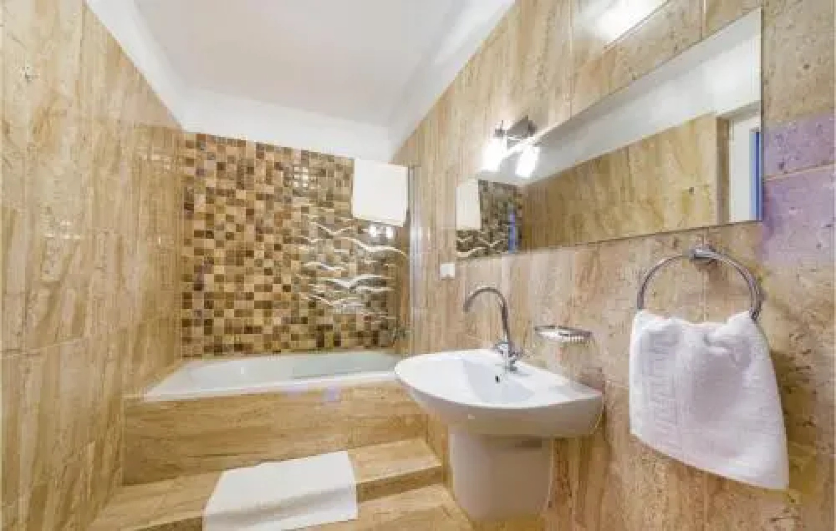 Holiday home Novalja QR-1783