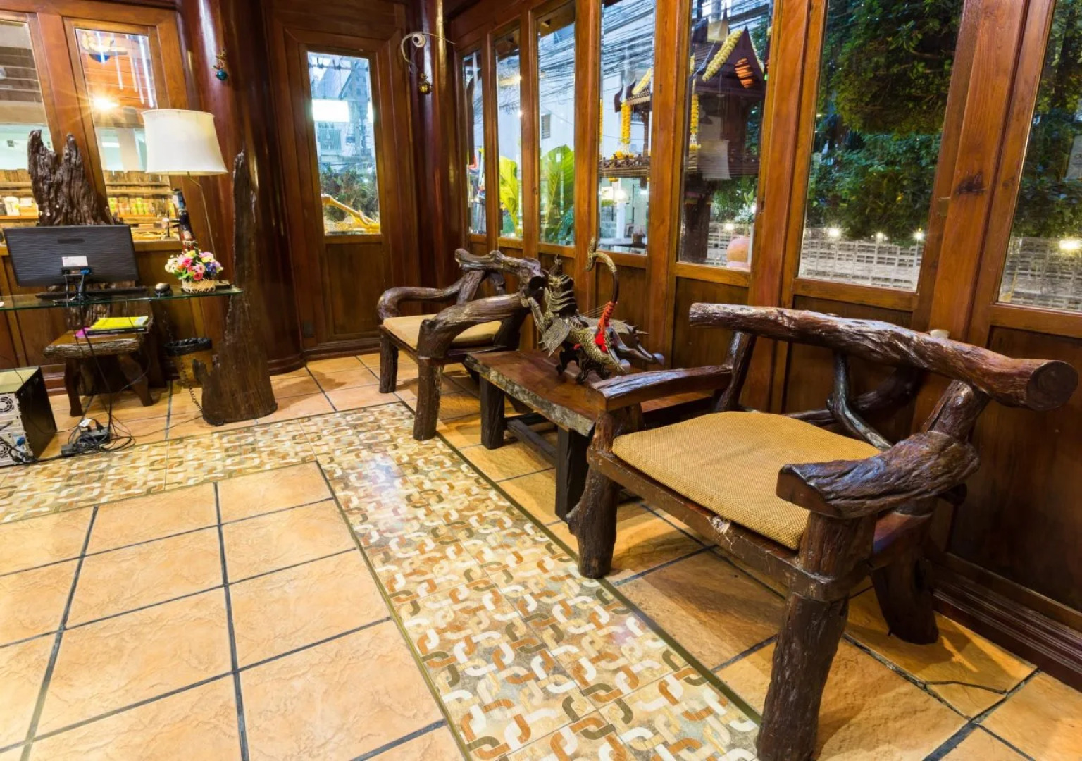 True Siam Phayathai Hotel