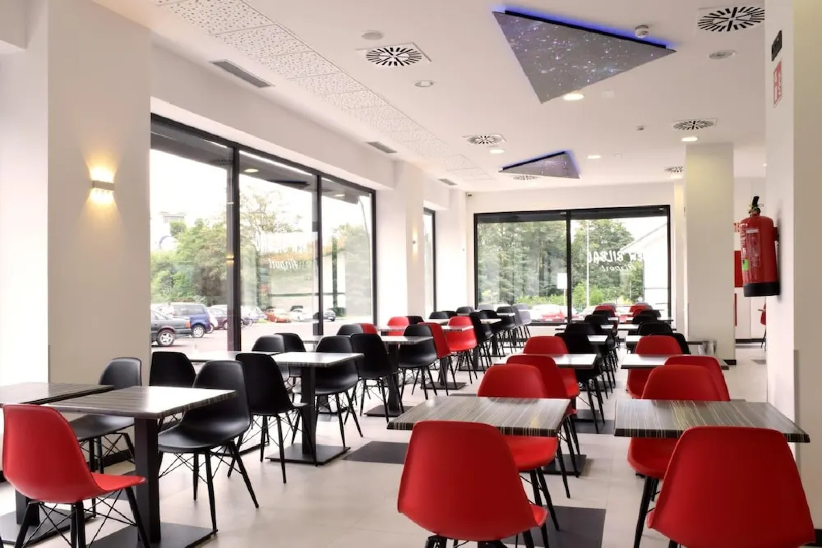 Отель New Bilbao Airport