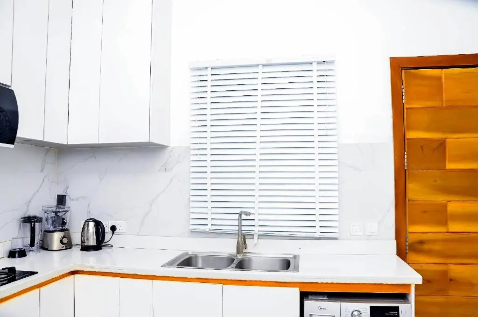 Well Furnished Luxury 1 Bedroom @ America Luxury Extended Stay