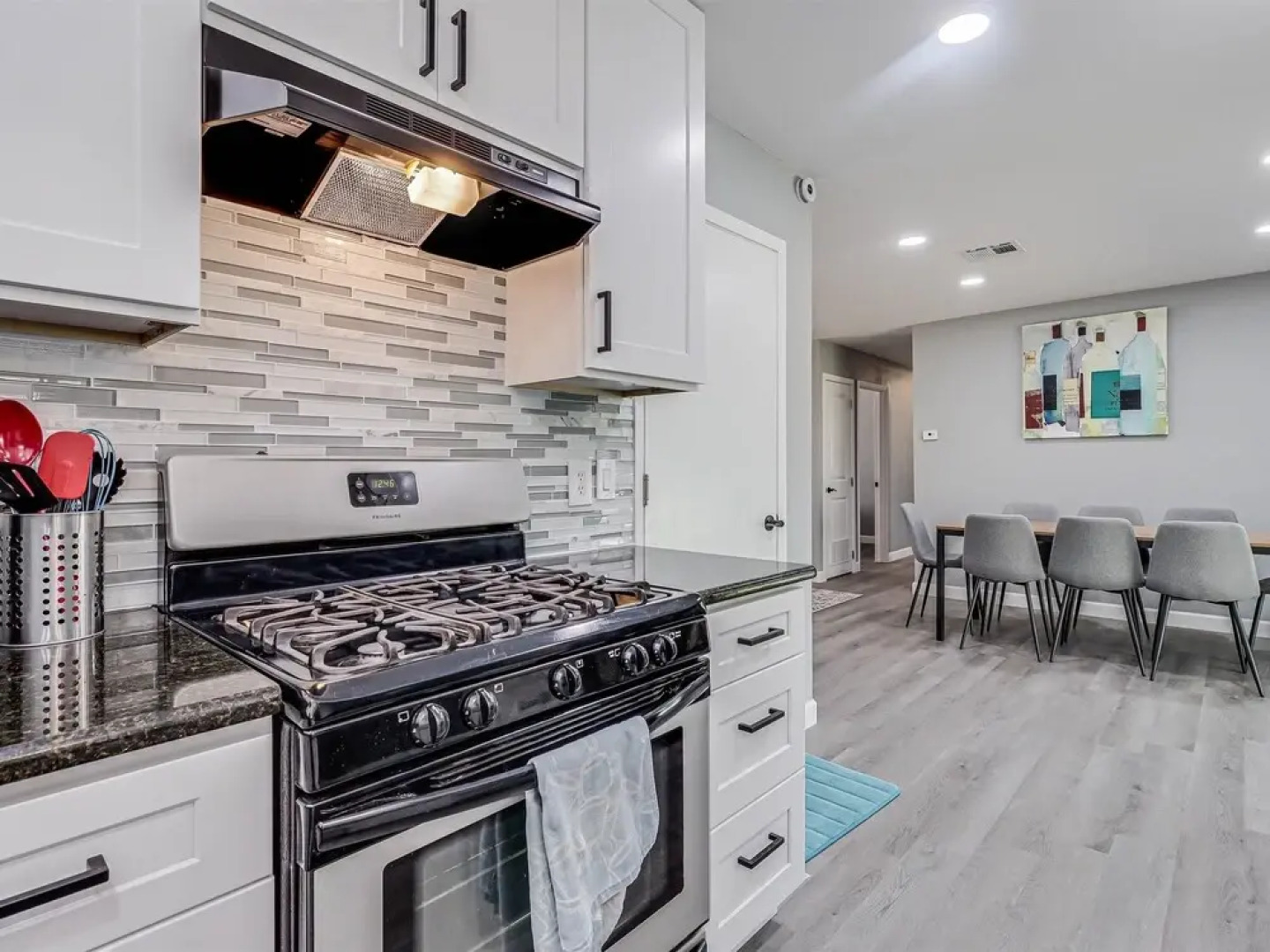 Just Beachy Ap164 4 Bedroom Home by RedAwning