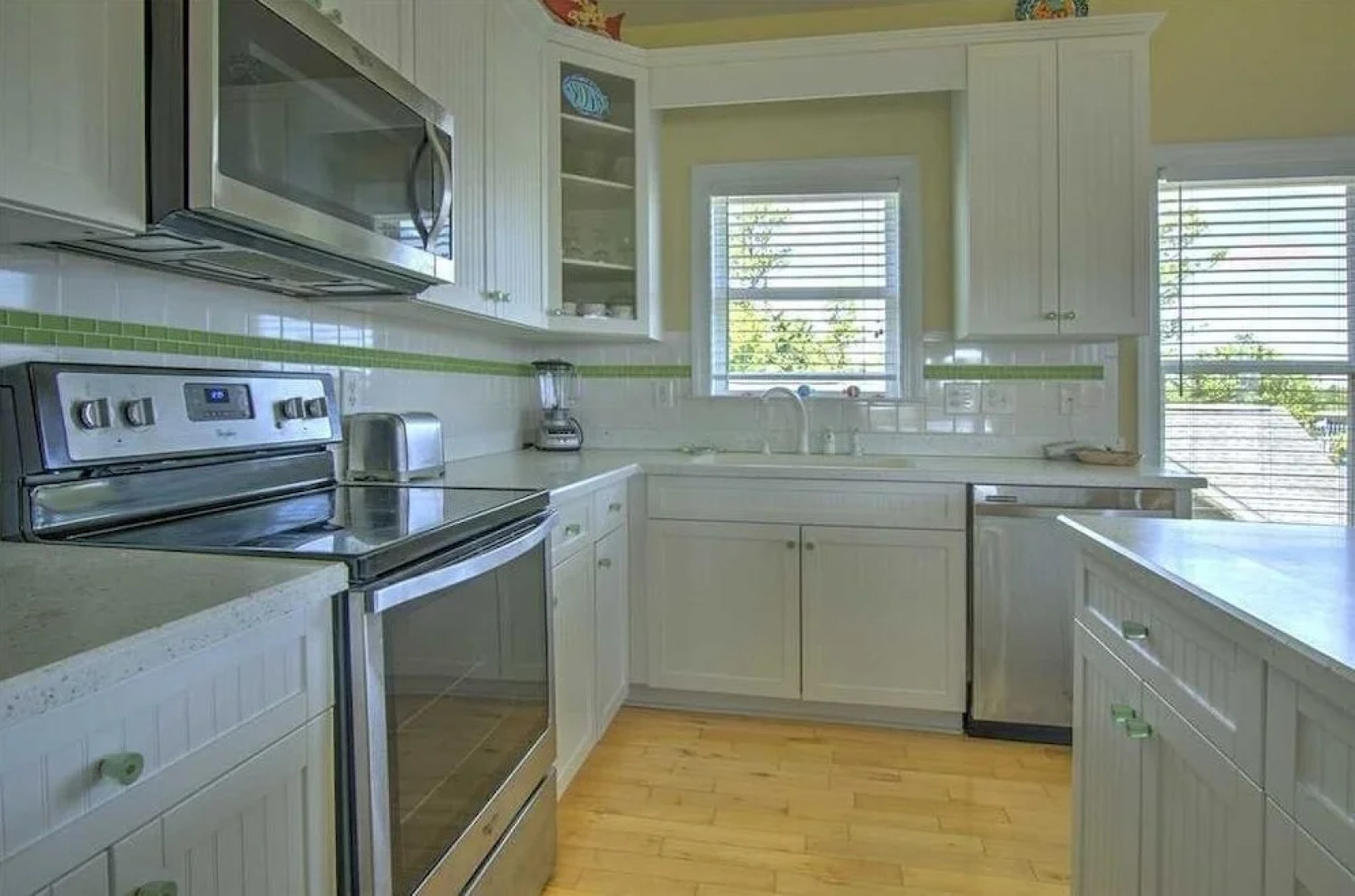 Panacea 4 Bedroom Home by Redawning