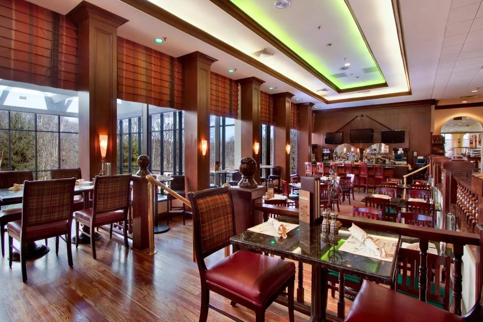 DoubleTree by Hilton Hotel Charlottesville