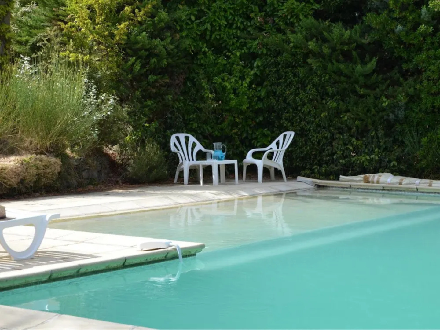 Pretty Holiday Home in Tourtour France Near Lake St. Croix