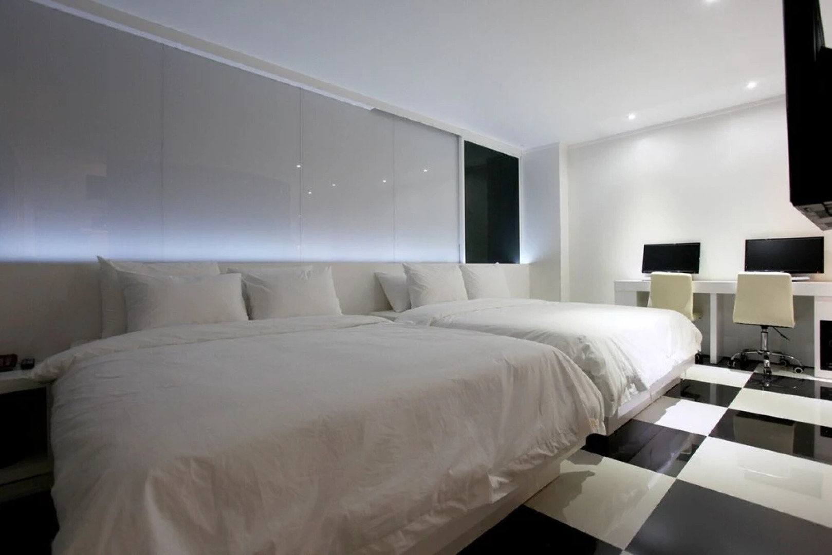 Suwon Ingye Goyu Hotel