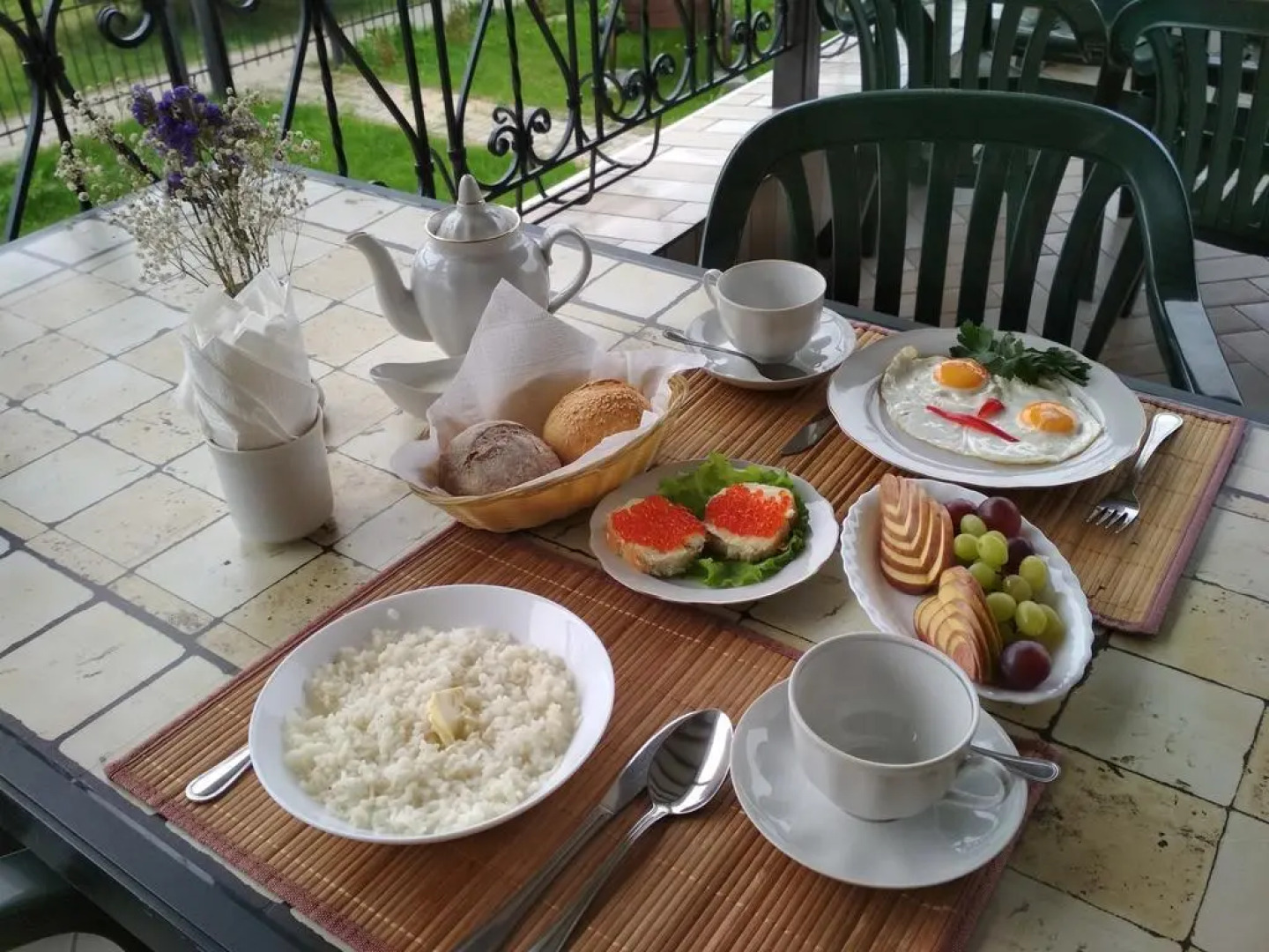 Золотая лошадь