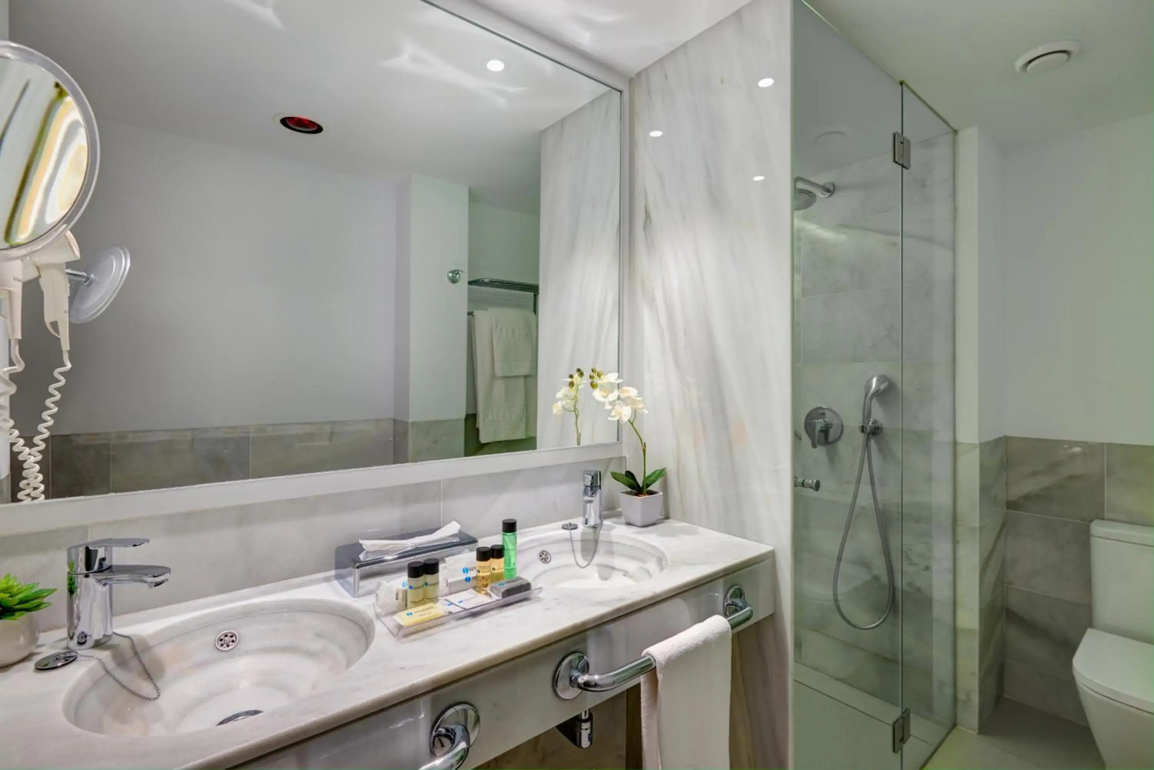 CM Playa del Moro Hotel