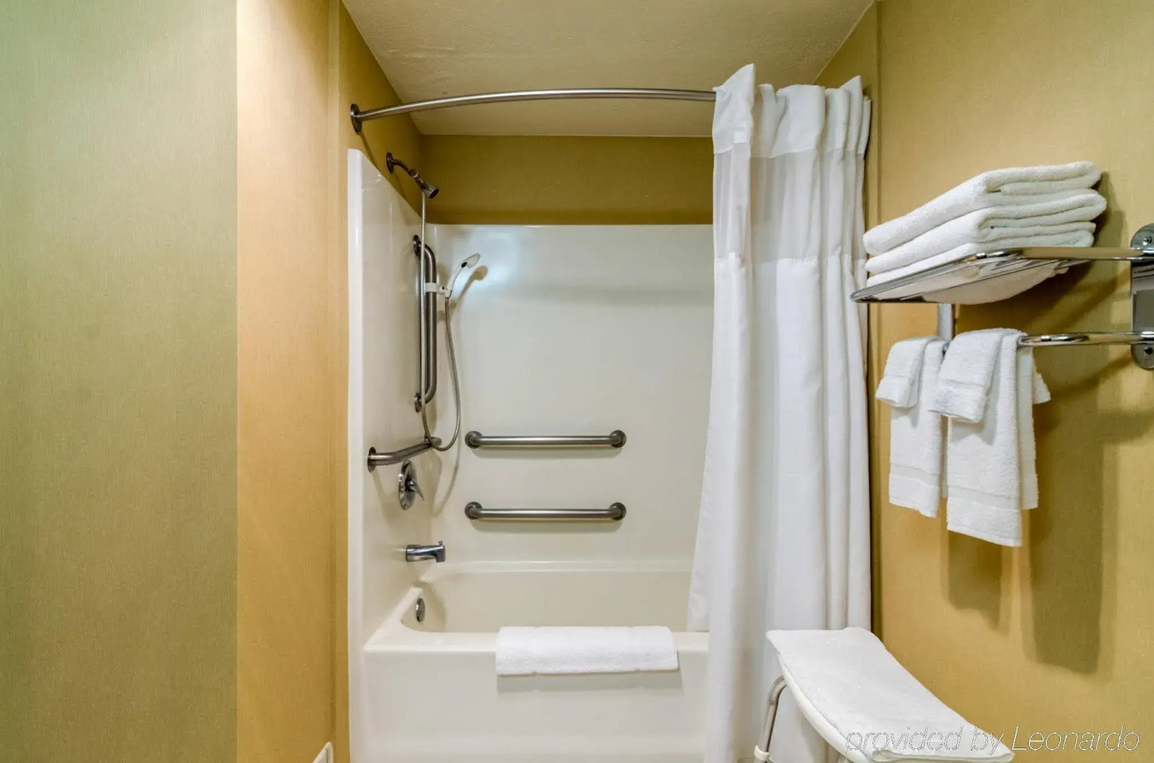 Super 8 by Wyndham Cozad