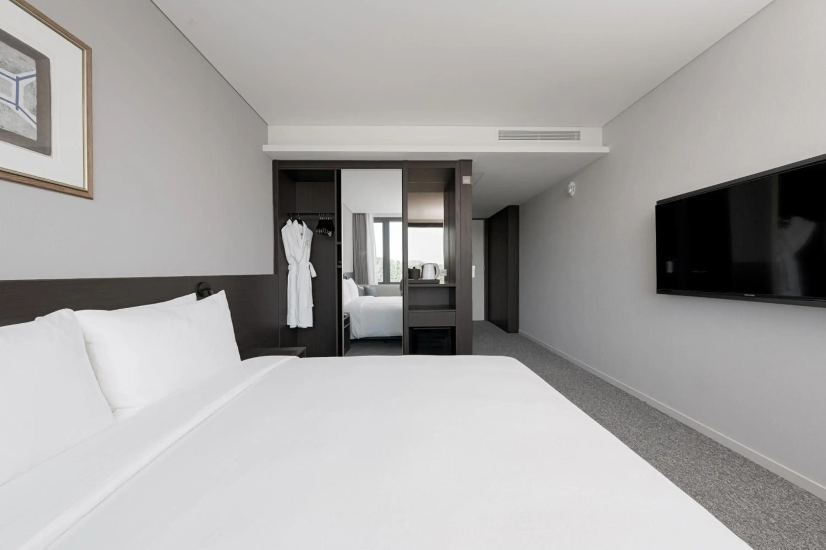 Nine Tree By Parnas Seoul Pangyo