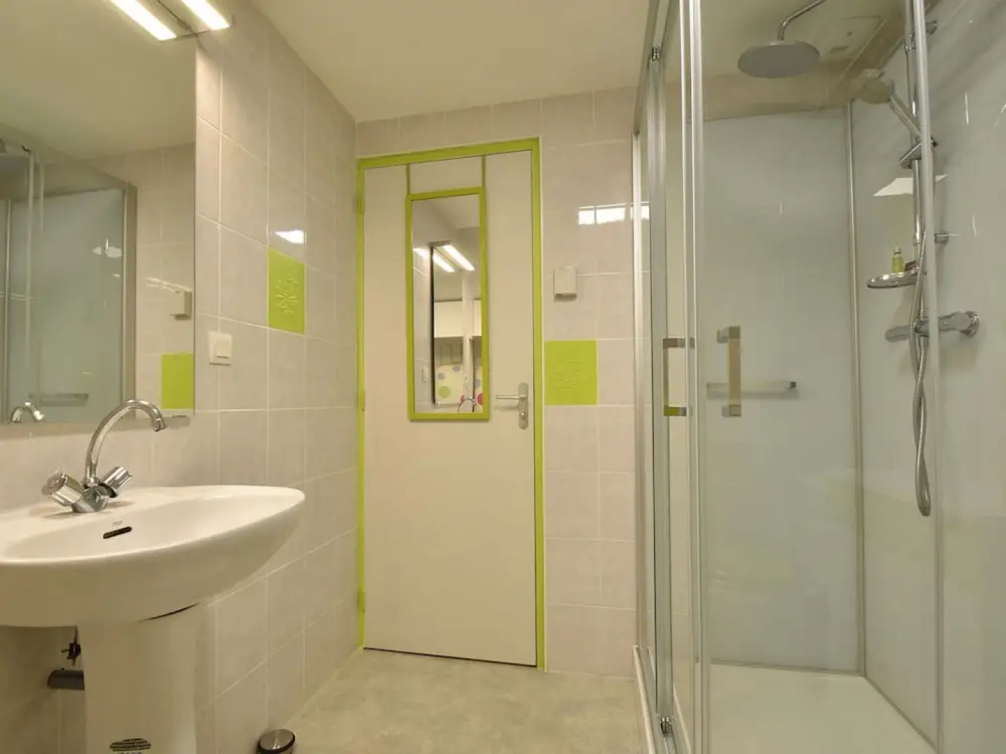 Spacious Holiday Home in Saint-germain-sur-ay With Terrace